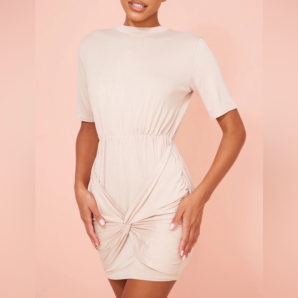 Cream Twisted Knot Detail T Shirt Dress NEW 🏷️
